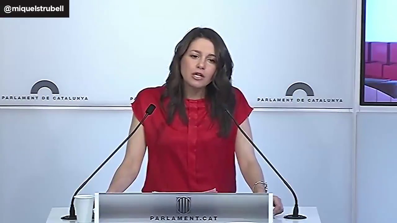 Inés Arrimadas se hace un lío con los pactos, con los presidentes... con todo - YouTube