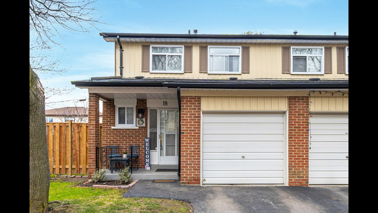 18 Vodden Court by Pauline Brown