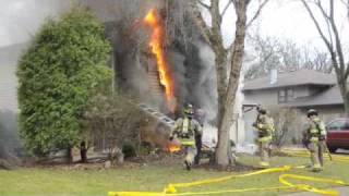 Elgin Firefighter rescues toddler from burning home