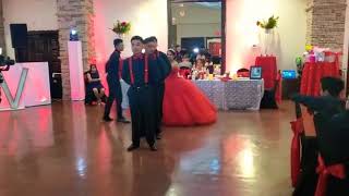Vals De Quinceaños De Isabel Hermosa Coreografia De Vals Con Muchas Cargadas