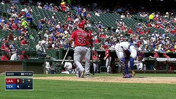 LAA@TEX: Trout doubles in Calhoun to put Angels ahead
