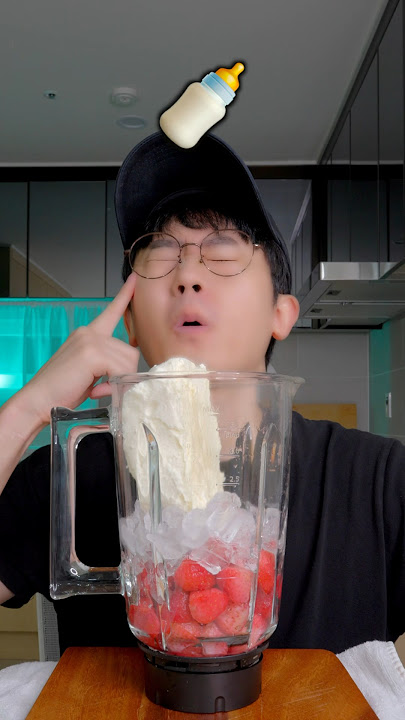 How to make strawberry yogurt smoothie