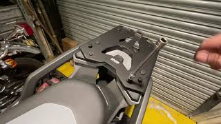 Fitting Givi luggage plate to BMW R1300GS