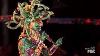 Video thumbnail of "The Masked Singer 9 - Medusa sings Take me to Church by Hozier"