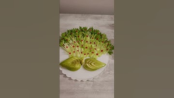 #Shorts cắt tỉa trang trí con công bằng cần tây pomme/make peacock