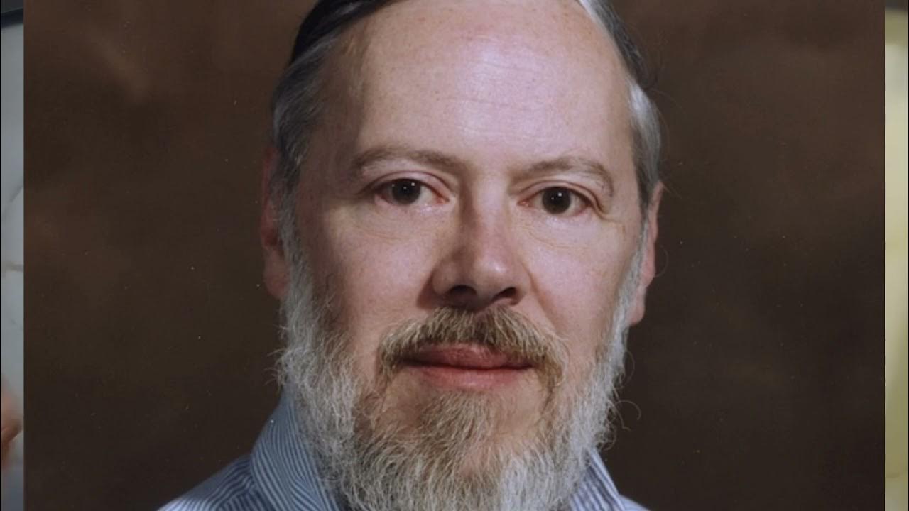 Брайан керниган язык си. Брайан керниган. Брайан уилсон керниган. Брайан уилсон керниган 1942. Керниган и ричи.