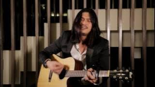 Bintang Akustik Virzha – Sirna