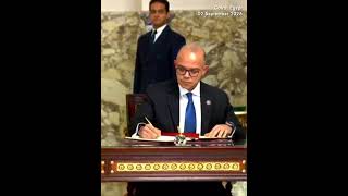 Xi and El-Sissi oversee signing of several Chinese Egyptian deals on technology and economic co-op