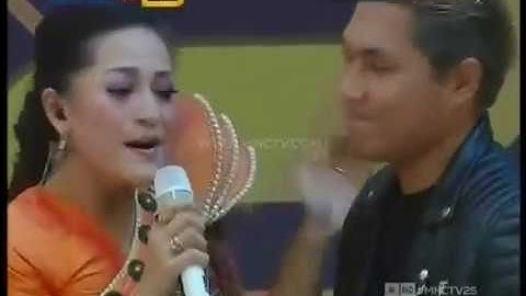 Armada feat Nabila Gomez " Pergi Pagi Pulang Pagi "  - Hepi Day MNCTV 25 (20/10)