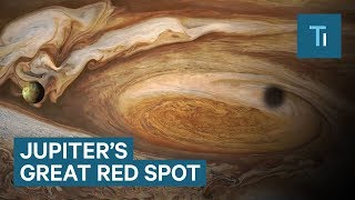 Incredible NASA Simulated Flight Through Jupiter's Great Red Spot