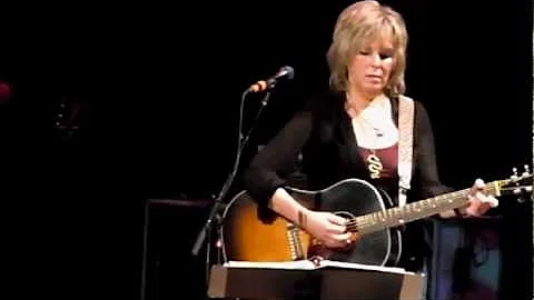 lucinda   Computer