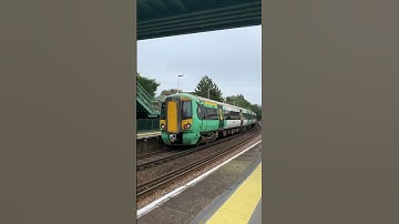 RHTT ( rail head treatment train ) at woolston + more