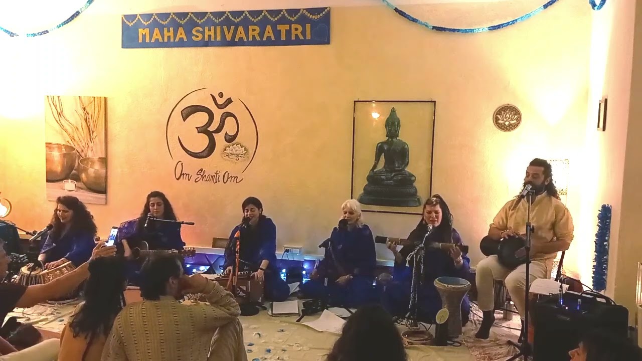 Om Namah Shivaya Om Namo Bhagavate - Maha Shivaratri 14-2-2026 - c/o Centro Shanti Yoga - Cantù (CO)