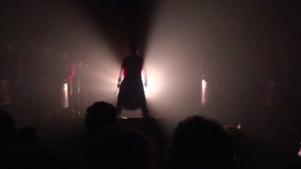 Fuerza Bruta - Wayra - Apertura