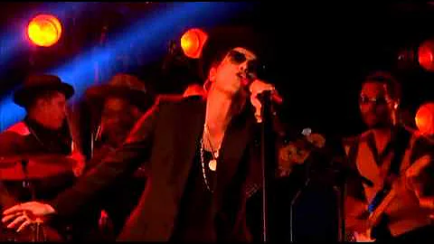 Bruno Mars The X Factor UK 2012 - Locked Out Of Heaven