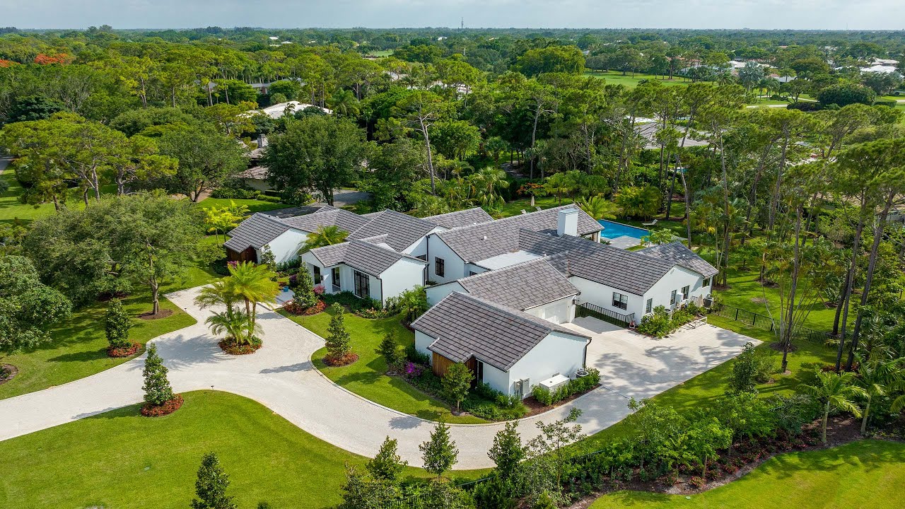 9 Country Rd W, Village of Golf (non-branded)