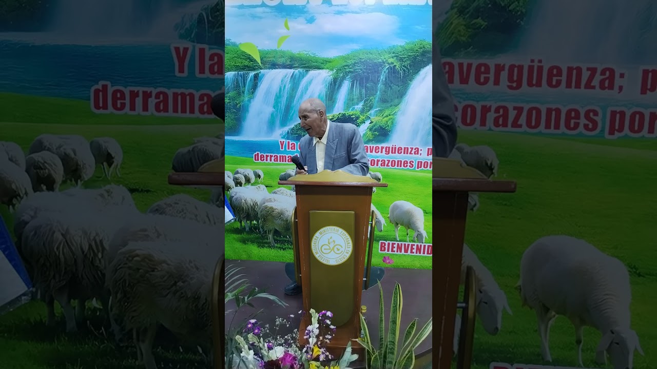 Pastor Vicente Angulo de 91 años predicando la palabra de Dios... 