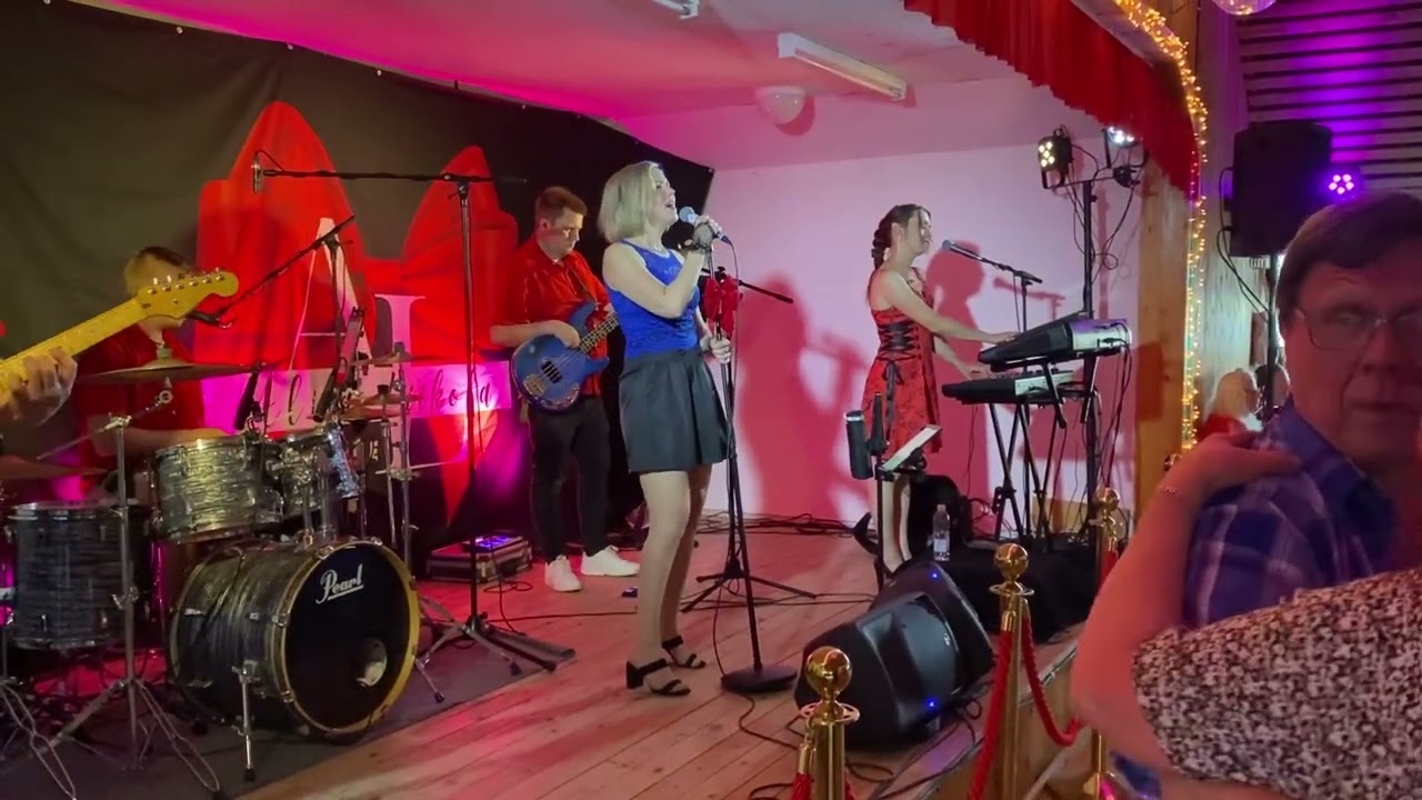 Alina Liikola & Afrodite ❤️ Minä olen muistanut (cover Kim Lönnholm )