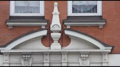Hamburg Architecture - Facades and Ornaments: Asterisk & Obelisk