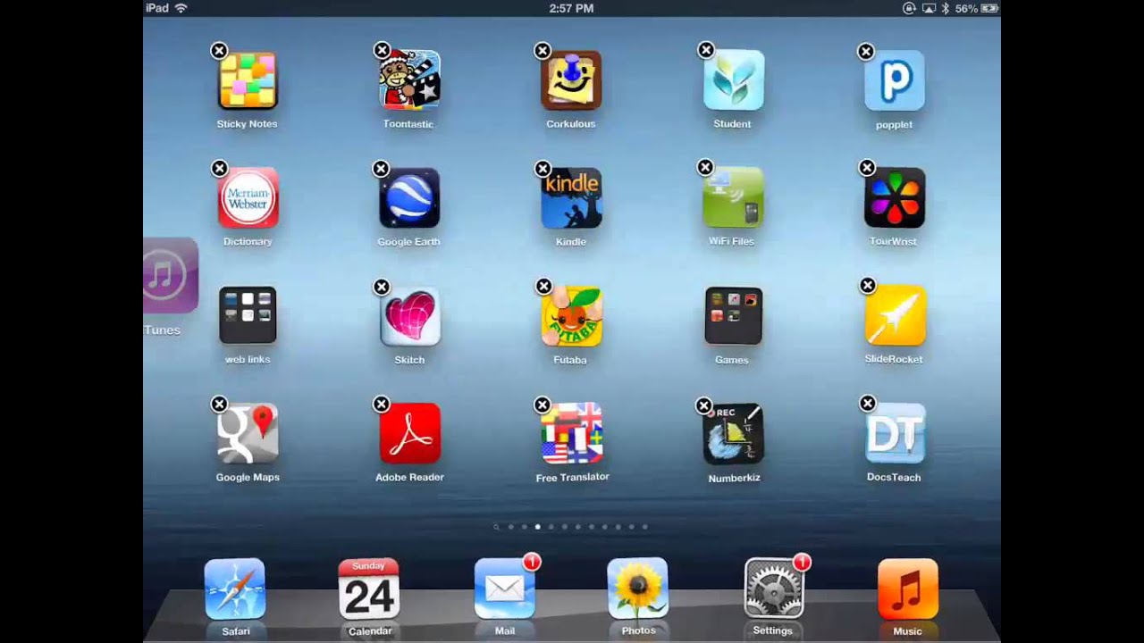 How do you make folders on your iPad?