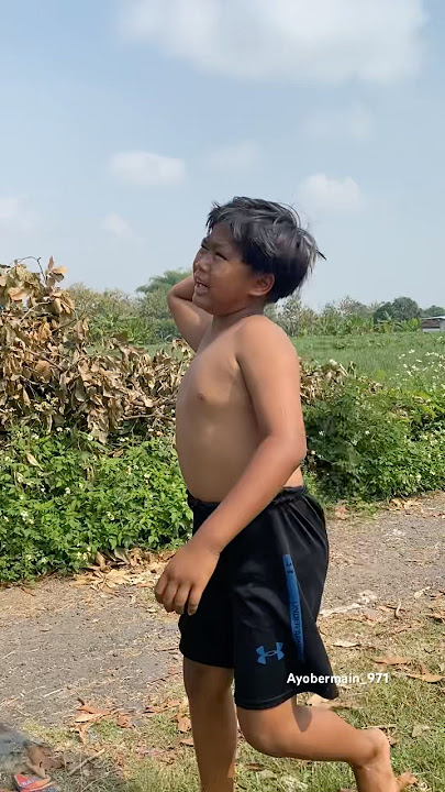MANDI DI SUNGAI #mandi #sungai #sawah #desa #anak #anakanak #funny #lucu #fyp #viral #bermain