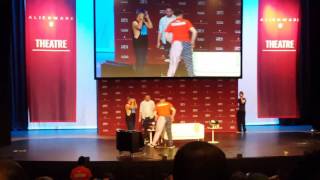Greg Miller gives beer to Guardian on Kinda Funny panel @RTX Sydney