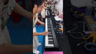 Black and white folding electronic piano #digitalpiano #electronicpiano #keyboard #pianomusic