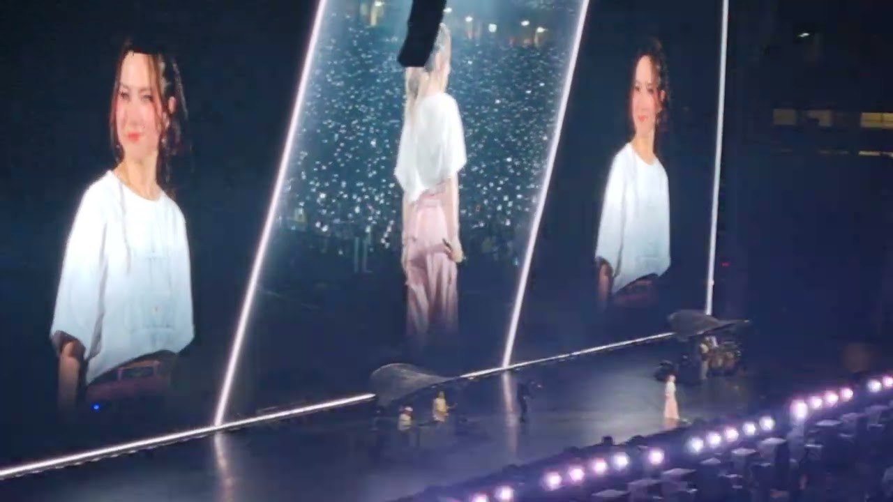 YouTube에서 G.E.M.鄧紫棋 - 海闊天空 I AM GLORIA 2025 WORLD TOUR SINGAPORE 世界巡回演唱會新加坡站 보기 YouTube에서 G.E.M.鄧紫棋 - 海闊天空 I AM GLORIA 2025 WORLD TOUR SINGAPORE 世界巡回演唱會新加坡站 보기