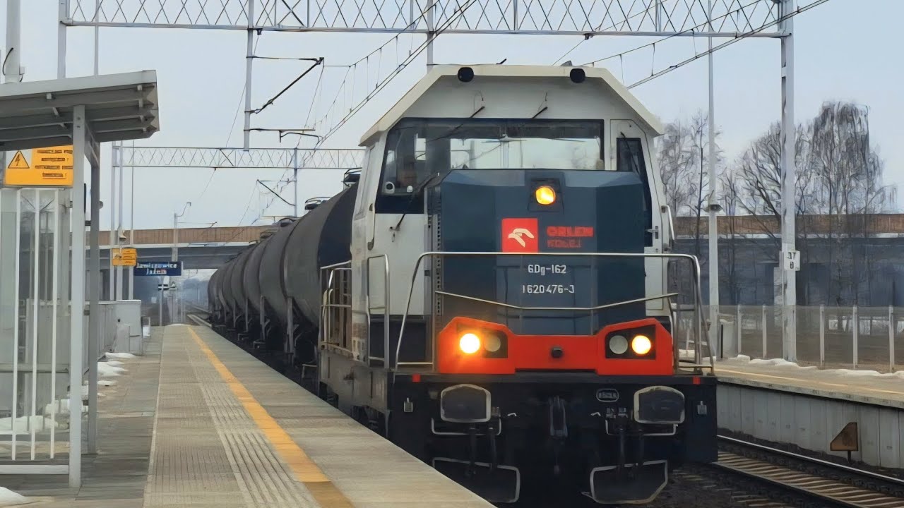 Pociągi na stacji Jawiszowice Jaźnik 