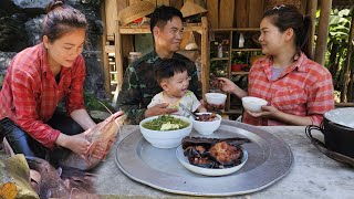 Download Lagu Can a 17-year-old girl catch a giant school of catfish in the mountains? - delicious meals from fish MP3 Download Lagu Can a 17-year-old girl catch a giant school of catfish in the mountains? - delicious meals from fish MP3