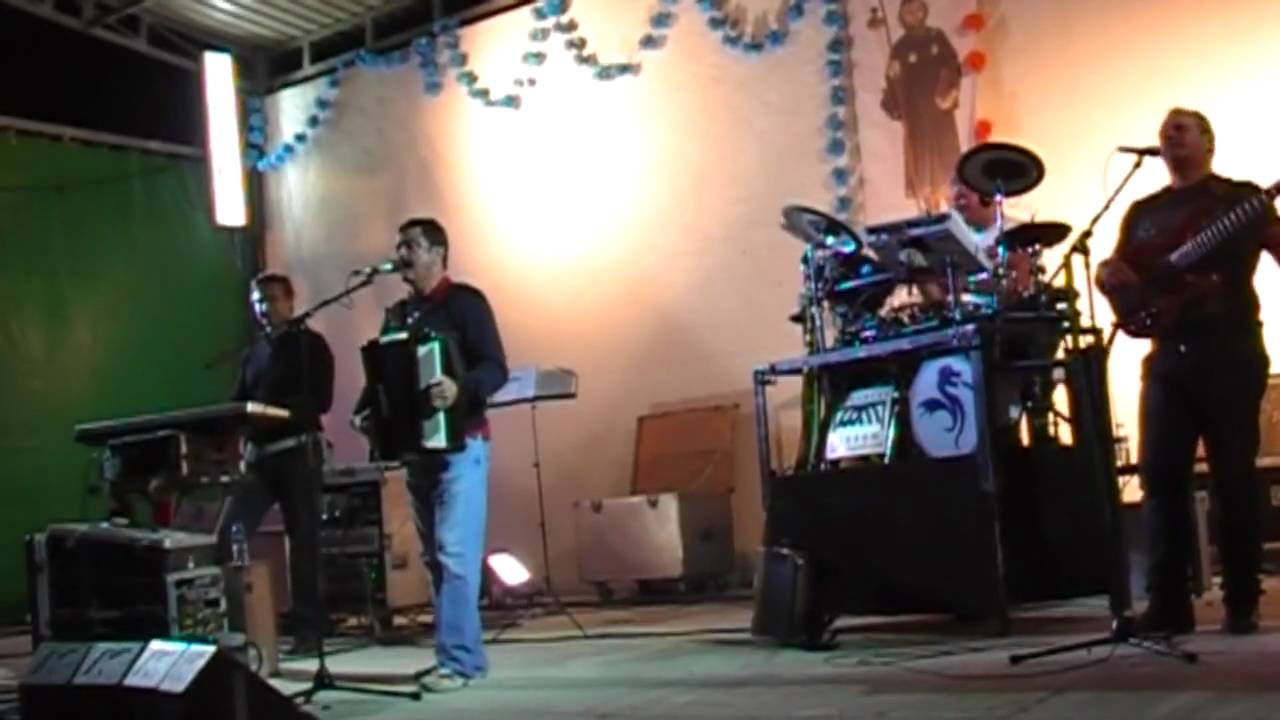 Qim Barreiros Viva o Benfica, Viva o Sporting e Viva o Porto, no Vale da Senhora da Póvoa N°2