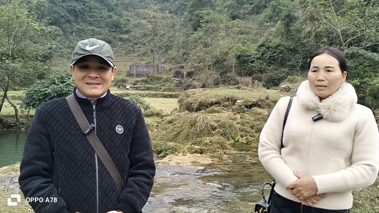 Hát Lượn - Anh Xuân Chuyền Em Thẩm Tinh gặp nhau thong ma hát đối đáp rất hay 