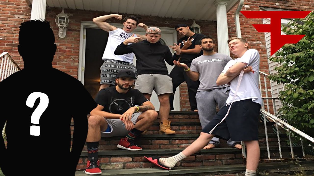 SPECIAL GUEST AT THE FAZE HOUSE.. YouTube
