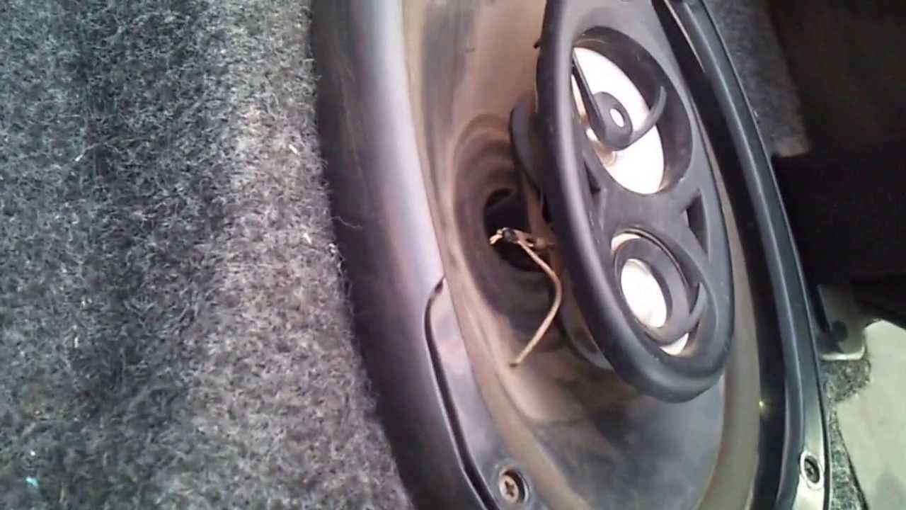 Музыка ваз 21099задние блины - YouTube