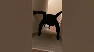 وحش الدرج المخيف Scary Staircase Monster 