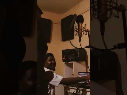 Come with me to studio as my producer pushes me to lock in when recording my song Twapendana!