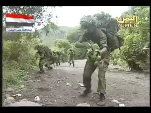 فوق الجبل حيث وكر النسر فوق الجبل واقف بطل