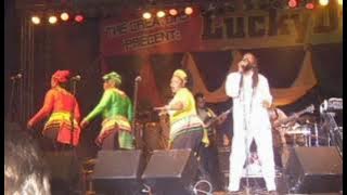 Lucky Dube - The Other Side [Live]