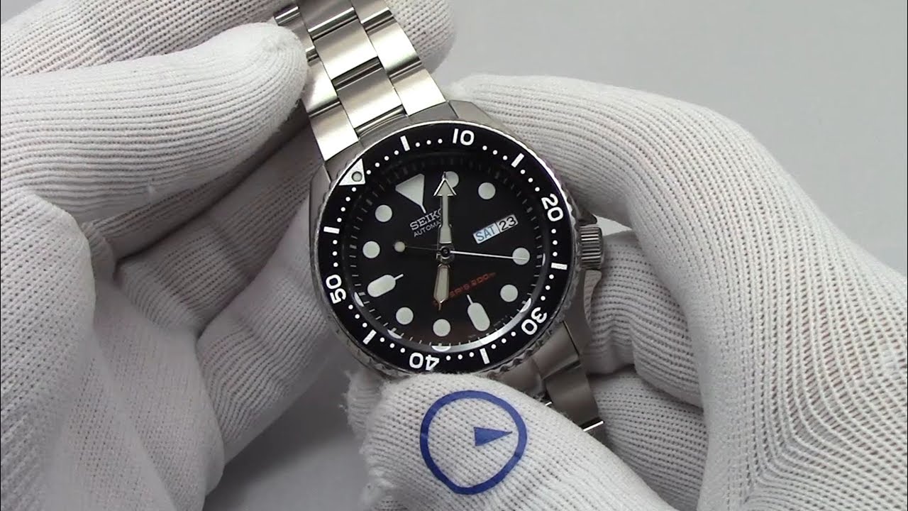 Seiko SKX Watch Strap Guide--8 Recommendations Bracelet, NATO, Perlon,  Suede, Leather, Rubber - YouTube