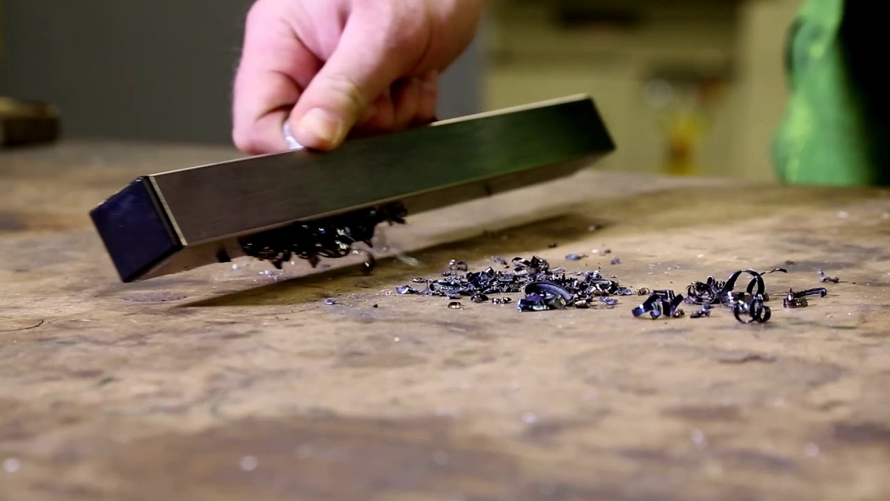 Workshop Handheld Magnetic Sweeper