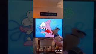 Donald duck beating up Patrick from spongebob