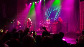Download Lagu L7 Wargasm Live Regent Theater Los Angeles HQ 10/28/22