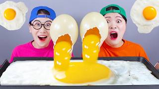 Molho de ovo de avestruz gigante frito Mukbang DONA