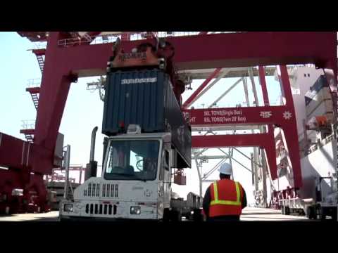 On the Job -- ILWU Foreman: Johnny Ramirez