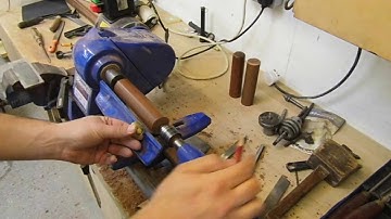 Making Screwdriver Handles On The Lathe.