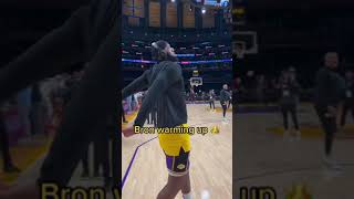 Celebrity Lebron´s warmup is crazy Net Worth