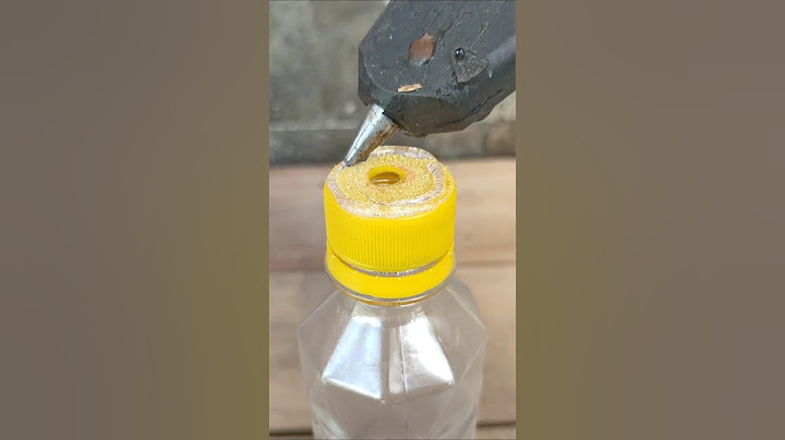 Smart hack and idea from a plastic bottle and sponge! #diy #lifehacks #ideas