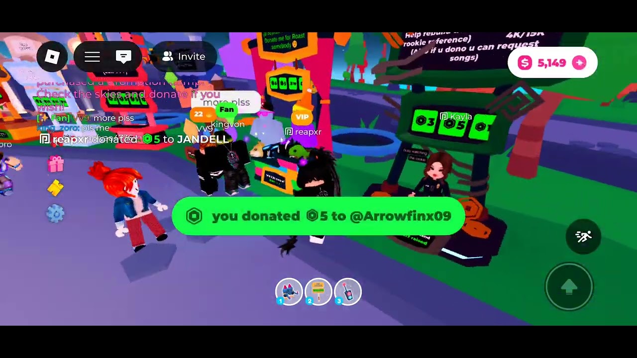 Donating robux in vc server on pls donate 