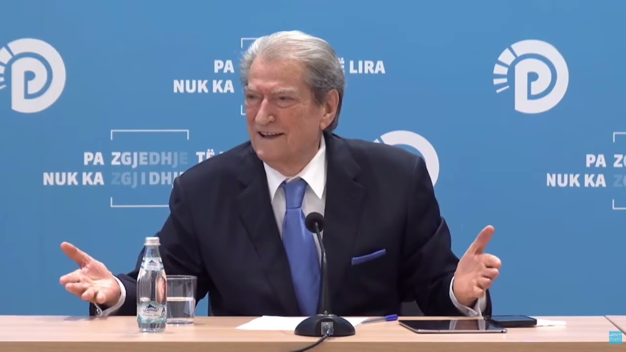 Top Channel/ “Shqipëria po shuhet para syve tanë”, Berisha: Çdo intelektual të shpall armiqësinë...