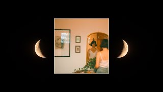 Georgia van Etten - Painted People [Official Lyric Video]